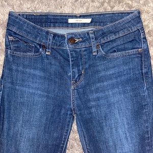 Levi Jeans•712 Slim•Size 26•Size 32 Leg•LowRise